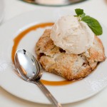 Maggiano's Little Italy - Austin - Apple pastry